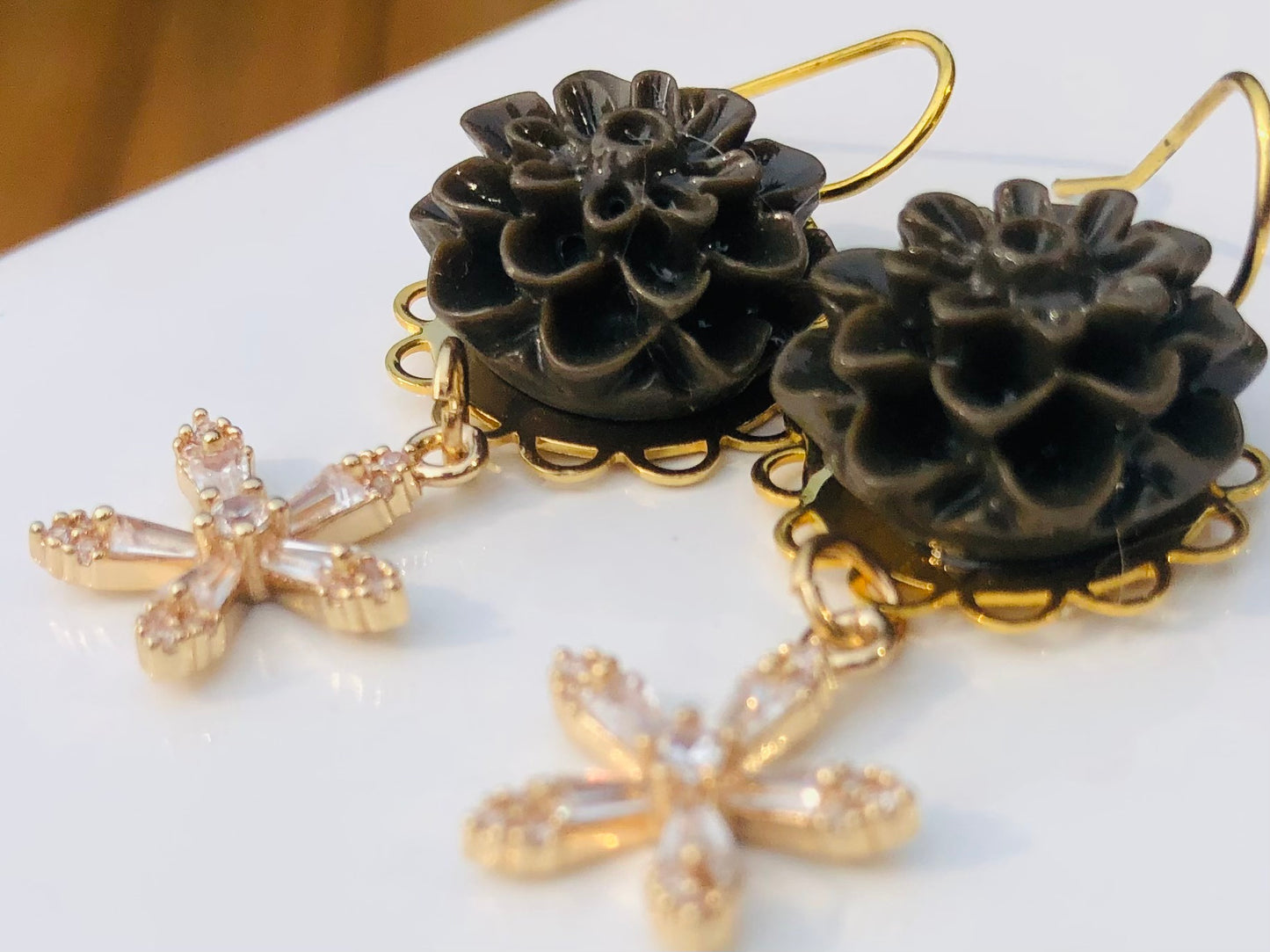 Beautiful Brown Resin Flowers with Crystal Flower Stone Drop