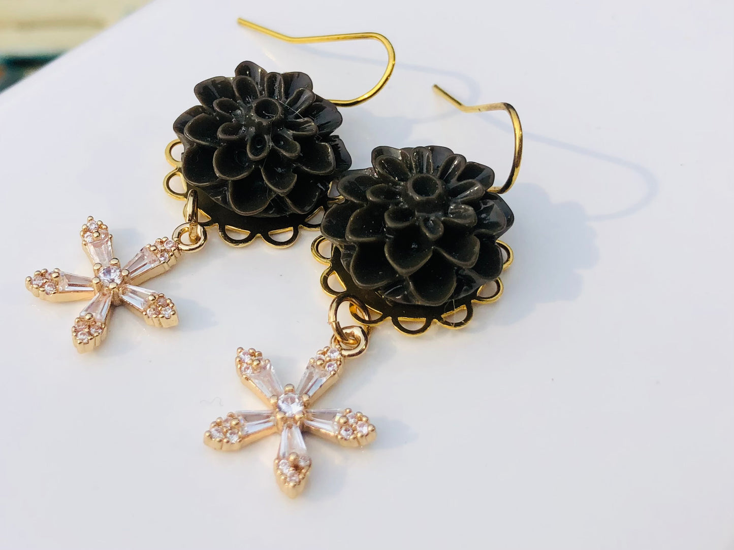 Beautiful Brown Resin Flowers with Crystal Flower Stone Drop